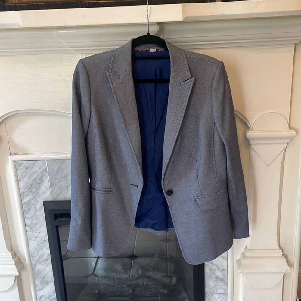 Beautiful blue and white blazer like new.